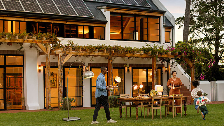 Store solar power - SMA Solar